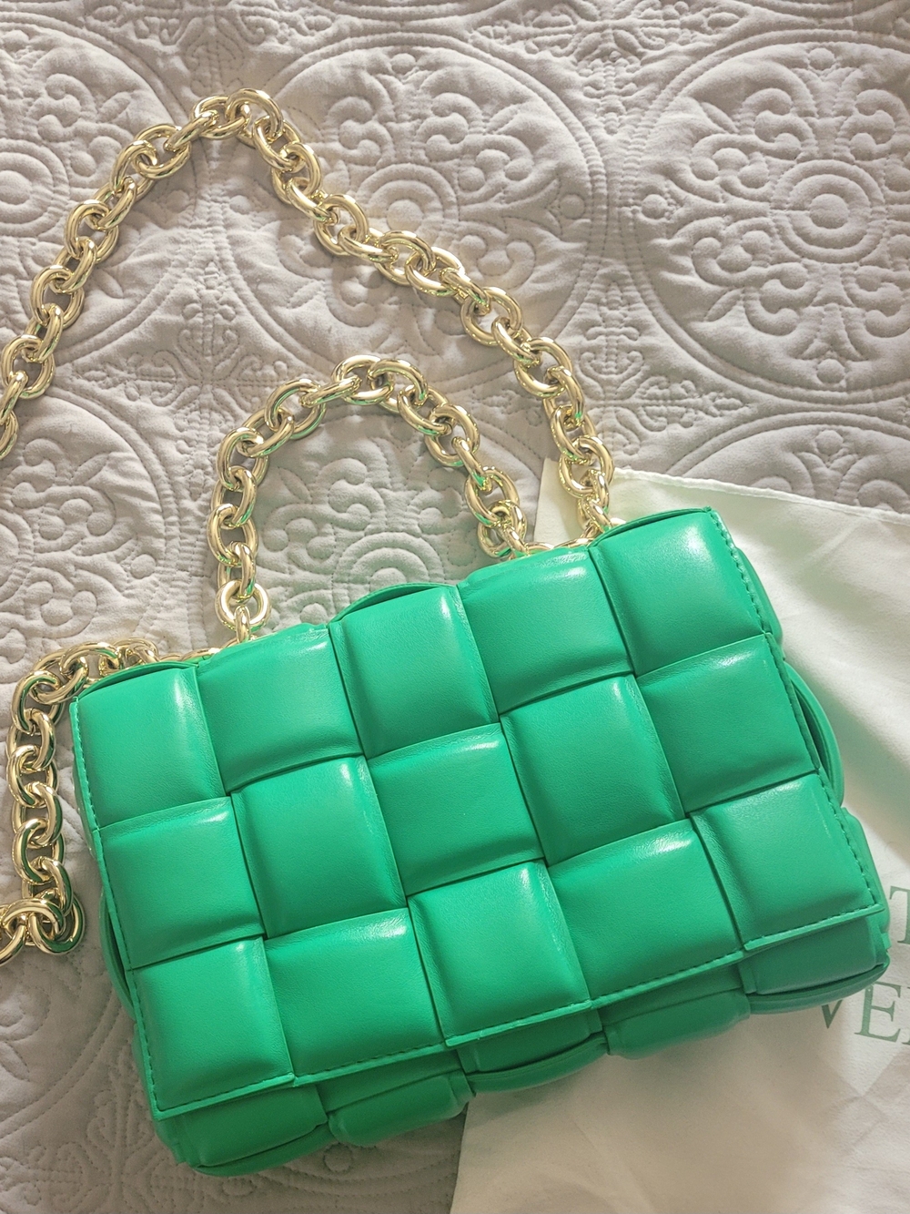 Green Woven Chain Shoulder Bag - Gold Hardware